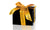 Caja de regalo de Carranza y Carranza de color negro con listón amarillo impreso con Logo y frase Love shines everyday